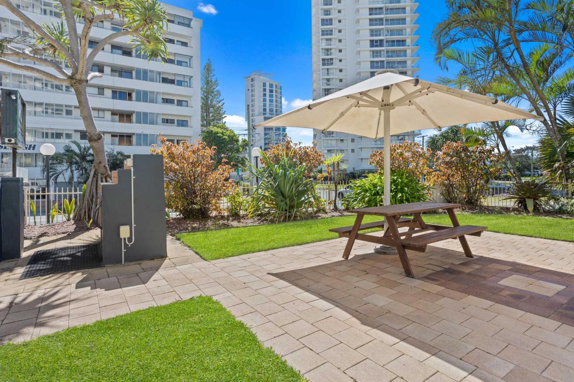 Hi Ho Beach Apartments On Broadbeach Gold Coast Dış mekan fotoğraf